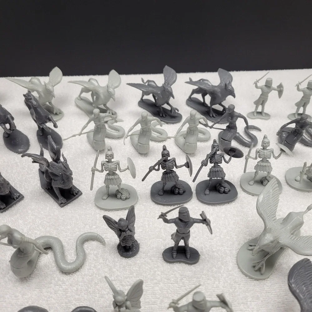 Adventure Terrain Fantasy Creatures Series 1 over 90 figures